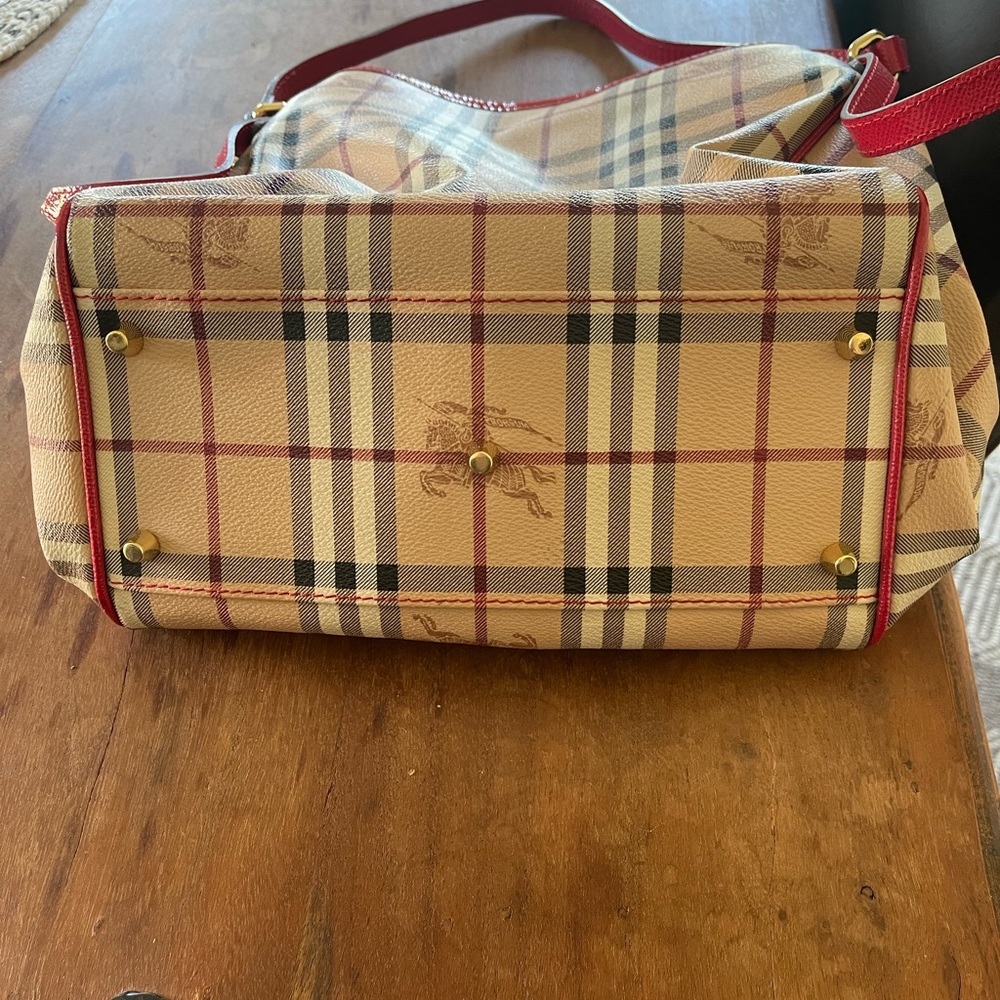 Burberry - Picture 4 of 6